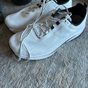 Orthofeet White Black Men's Athletic Shoes size 11.5 tennis shoes sneakers